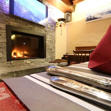 Chris-tal Hotel 3*