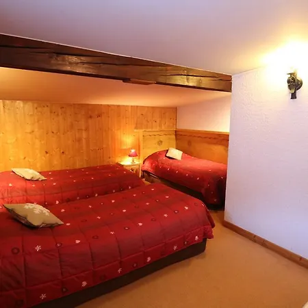 Chris-tal Hotel 3*