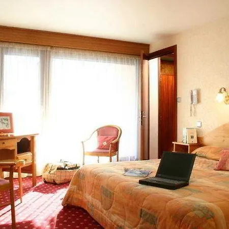 Hotel Chris-tal 3*