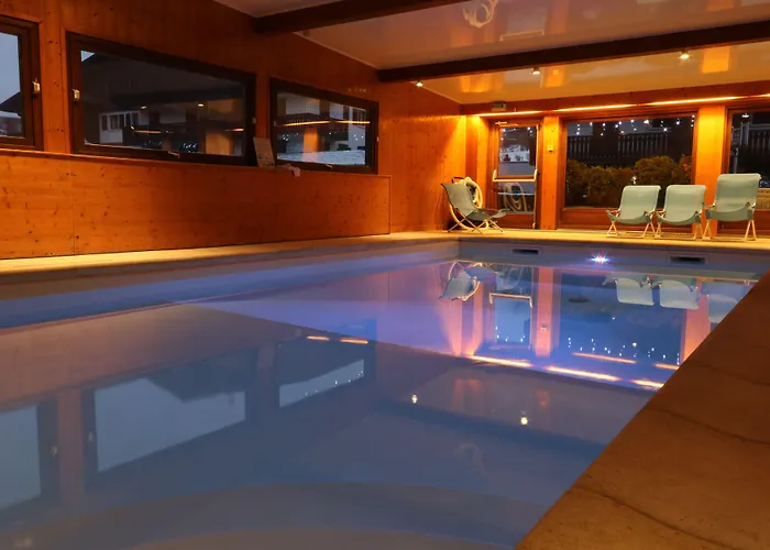 Отель Chris-tal Лез-Уш