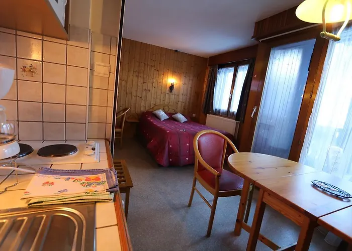 Отель Chris-tal